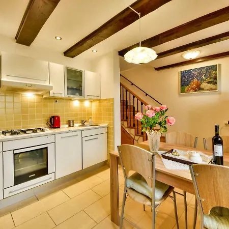 Tatil Evi Divna By Interhome