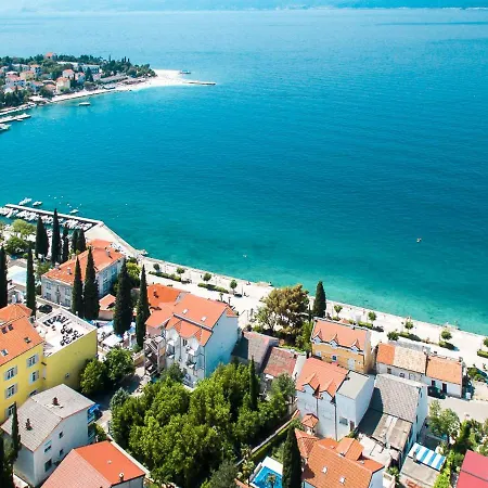 Divna By Interhome سيلتسي