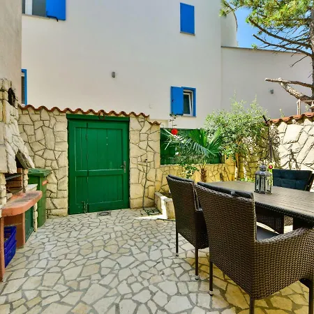 Holiday home Divna By Interhome *