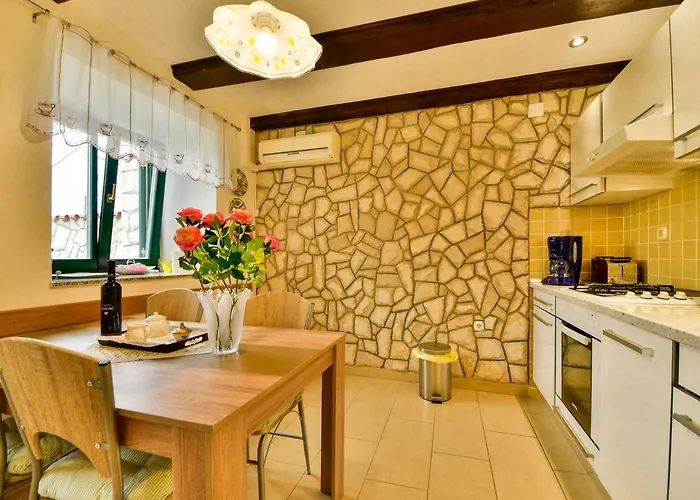 Divna By Interhome * Selce